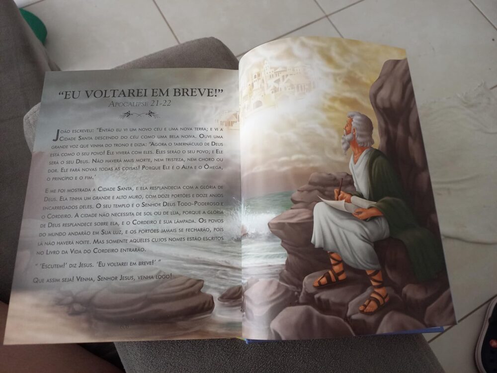 Bíblia Ilustrada da Família